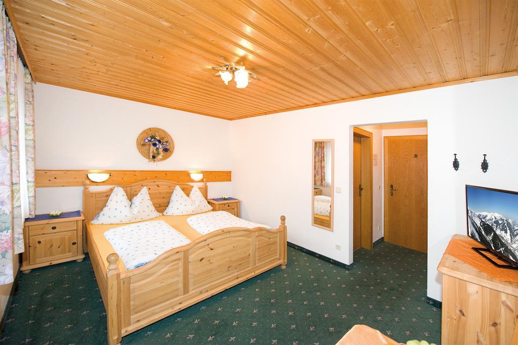 Pension Grafleiten Saalbach-Hinterglemm Rum bild